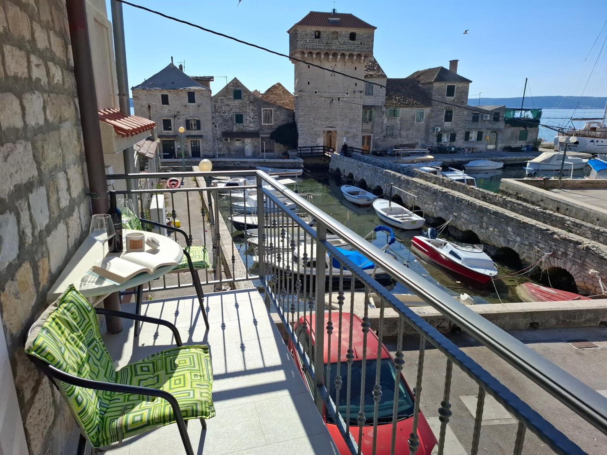 Apartment Kastilac Kaštela Εξωτερικό φωτογραφία